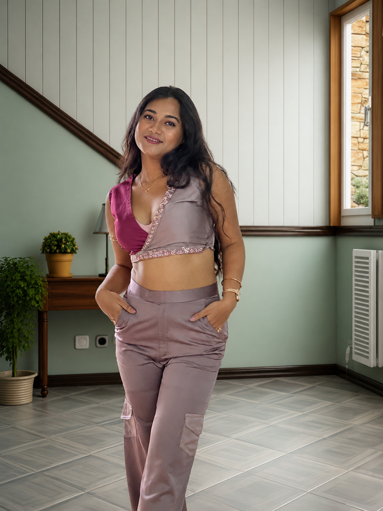 Dual-Tone Crossover Crop Top & Cargo Trousers 2-Piece Set - Image 3